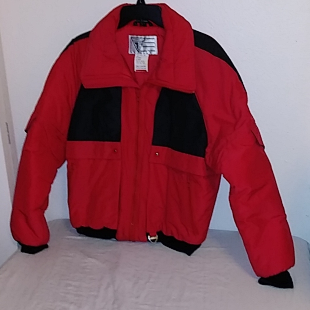 New Tyrolia by head size M ski windbreaker coat.